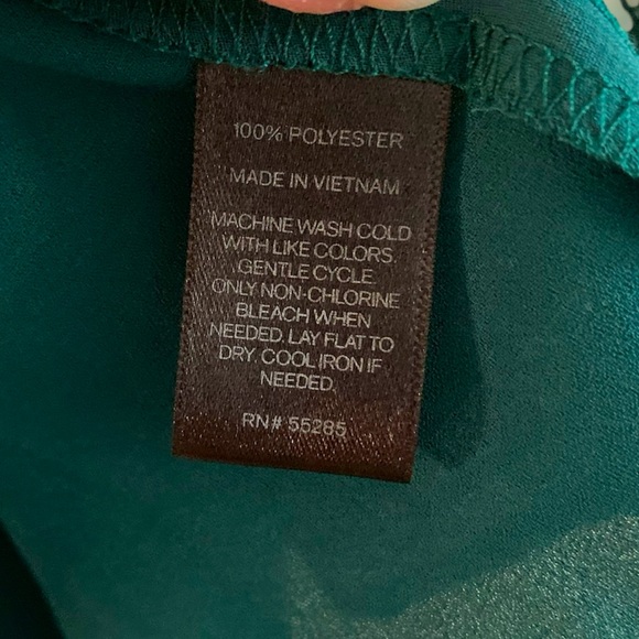 Emerald Green Express Top NWT size M - Picture 5 of 8